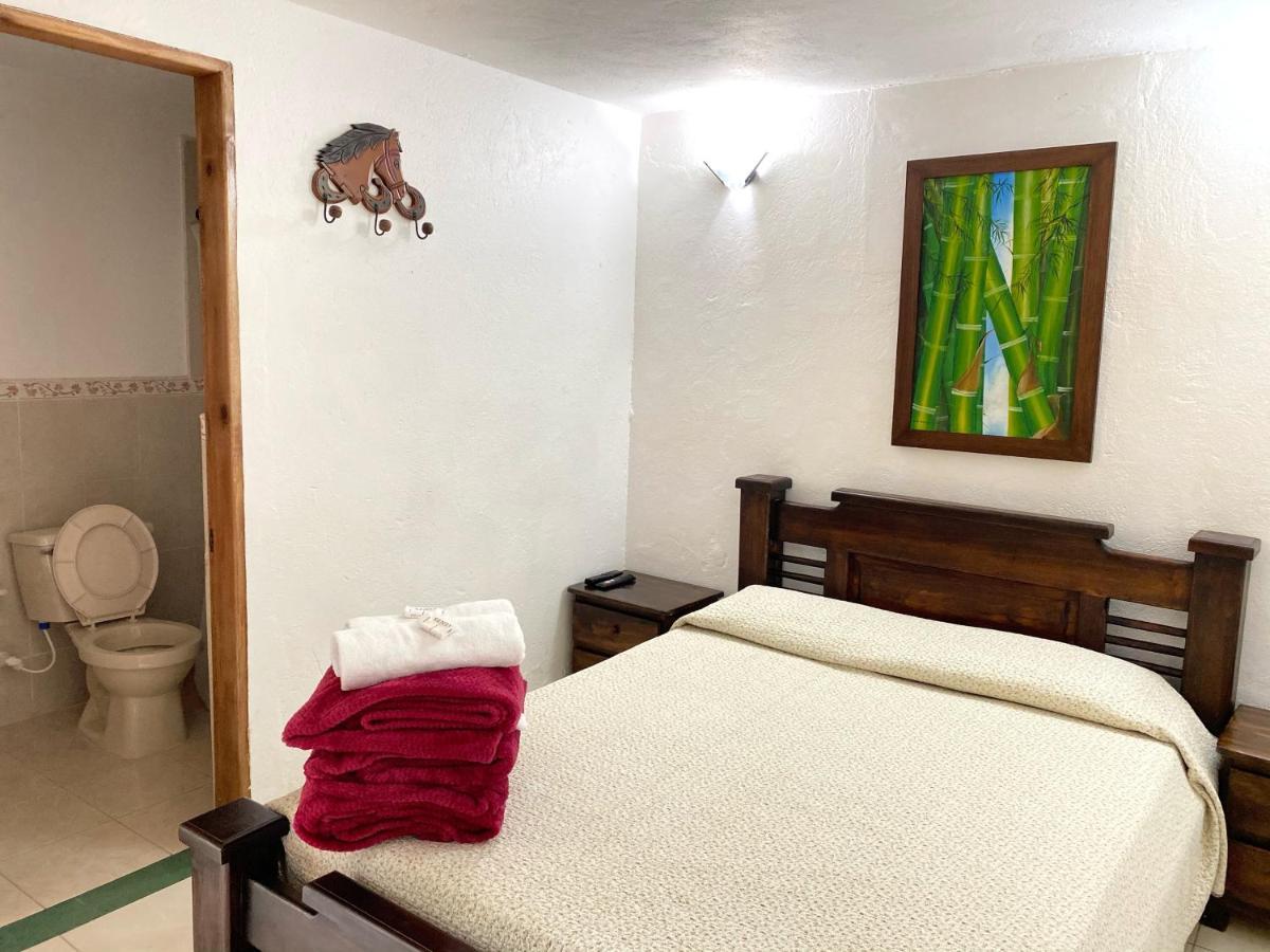 Finca Hotel La Ponderosa ริโอเนโกร ภายนอก รูปภาพ